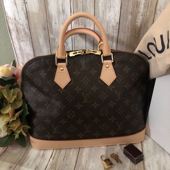 Louis Vuitton Alma - Picture 1 of 11
